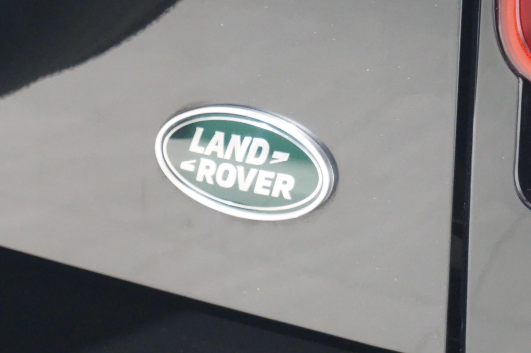 Land Rover Defender 110 3.0 D250 MHEV X-Dynamic HSE SUV 5dr Diesel Auto 4WD Euro 6 (s/s) (250 ps)
